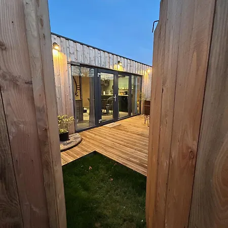 Дом отдыха L'atelier De La Clef Des Paons Люк-сюр-Мер